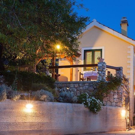 Villa Lora Tucepi Bagian luar foto