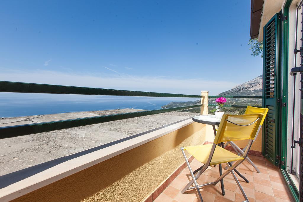 Villa Lora Tucepi Bagian luar foto