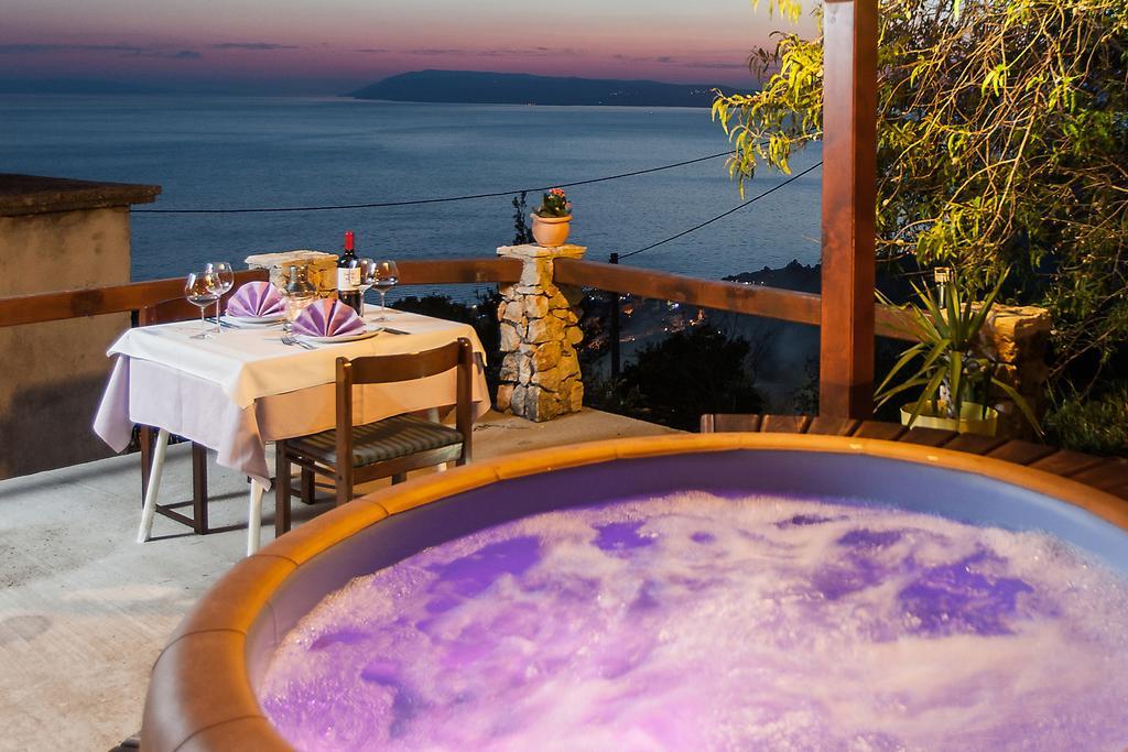 Villa Lora Tucepi Bagian luar foto